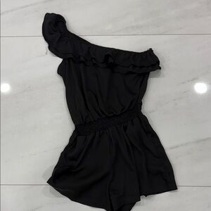 Sparkle & Fade Black One-Shoulder Ruffle Romper